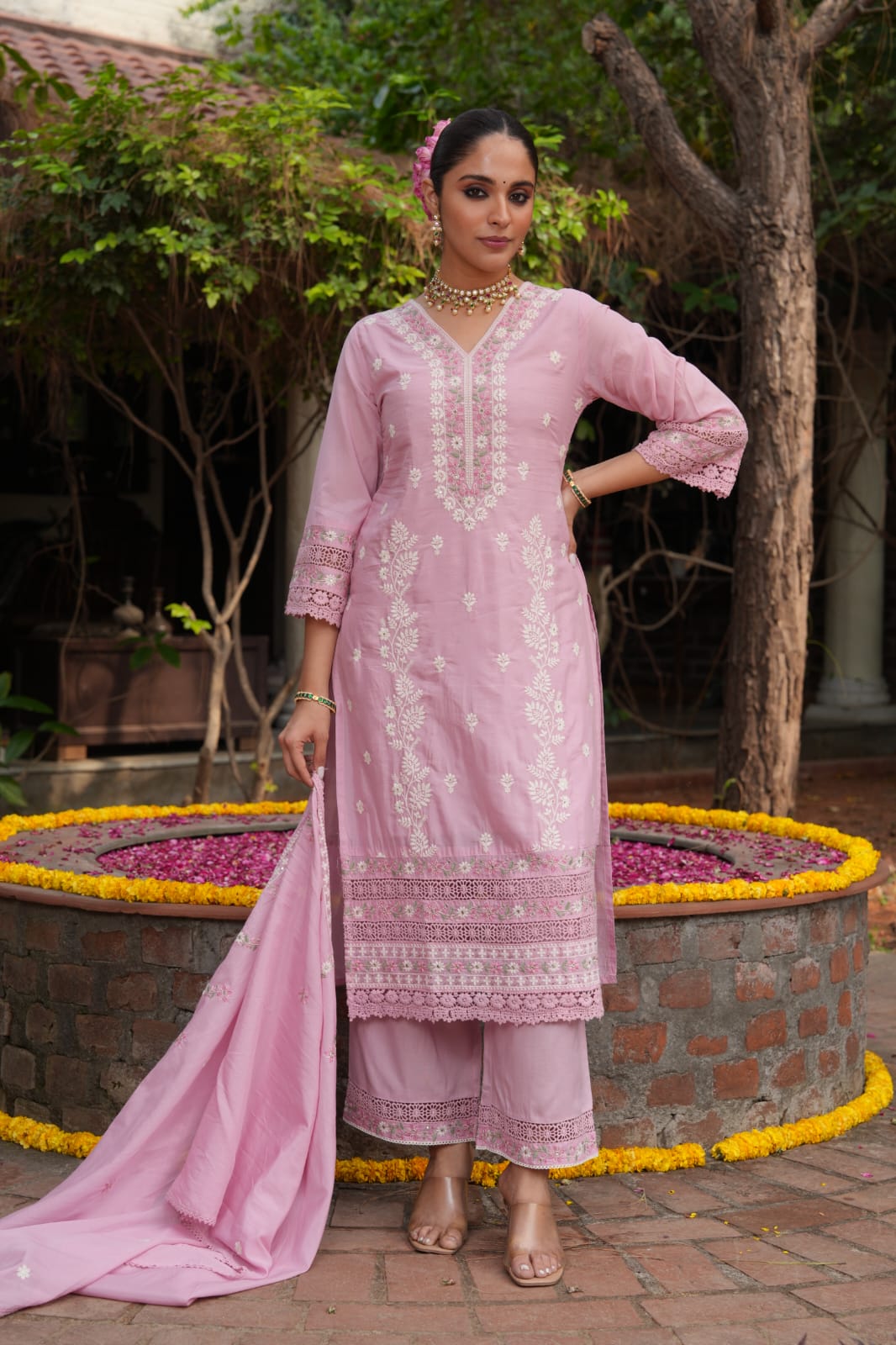 Inayat – Lavender Mul Chanderi Suit
