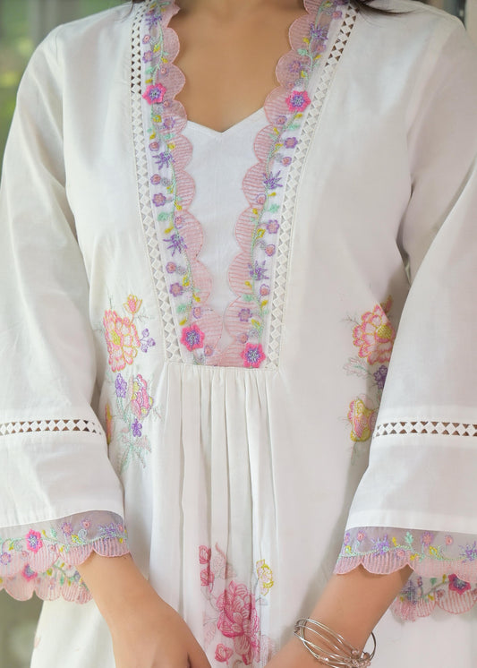 Noorani – White Embroidered Mul Cotton Co-ord Set