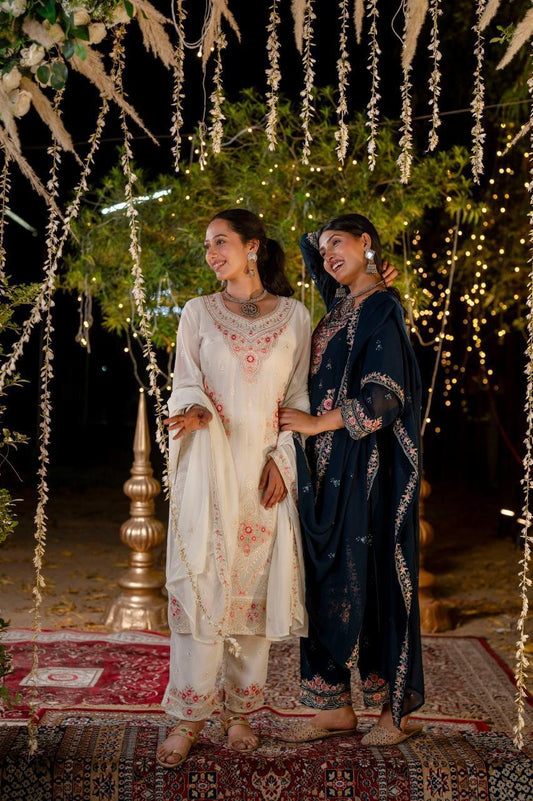 Qamar – White Georgette Embroidered Suit Set