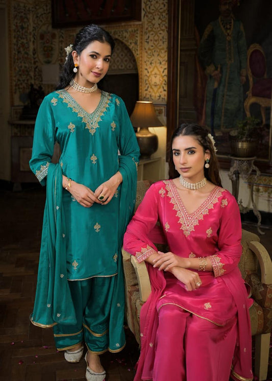 Shaista – Green Crepe Suit with Farsi Salwar & Embroidered Neckline | Designer Ethnic Wear