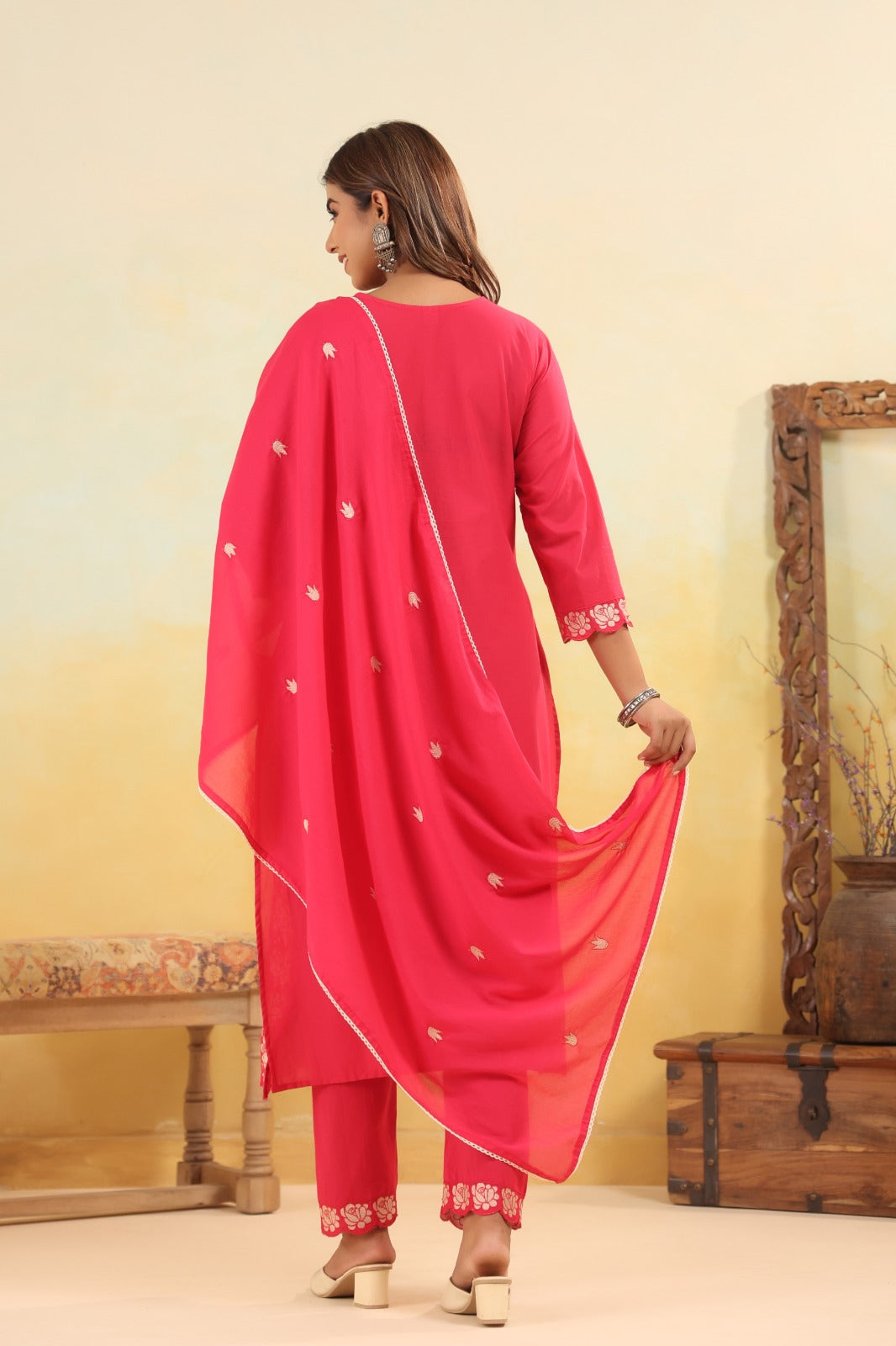 Jashn – Pink Solid Cotton Suit Set with Dupatta | Festive Ethnic Wear for Women